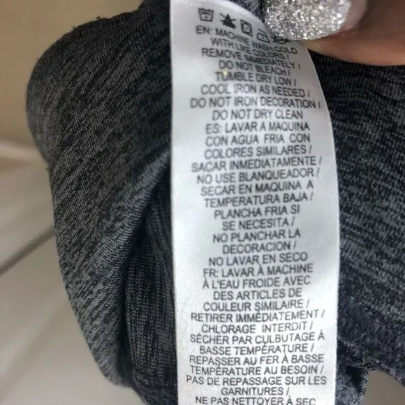 Gaiam gray Capri workout casual leggings size medium - Picture 11 of 13